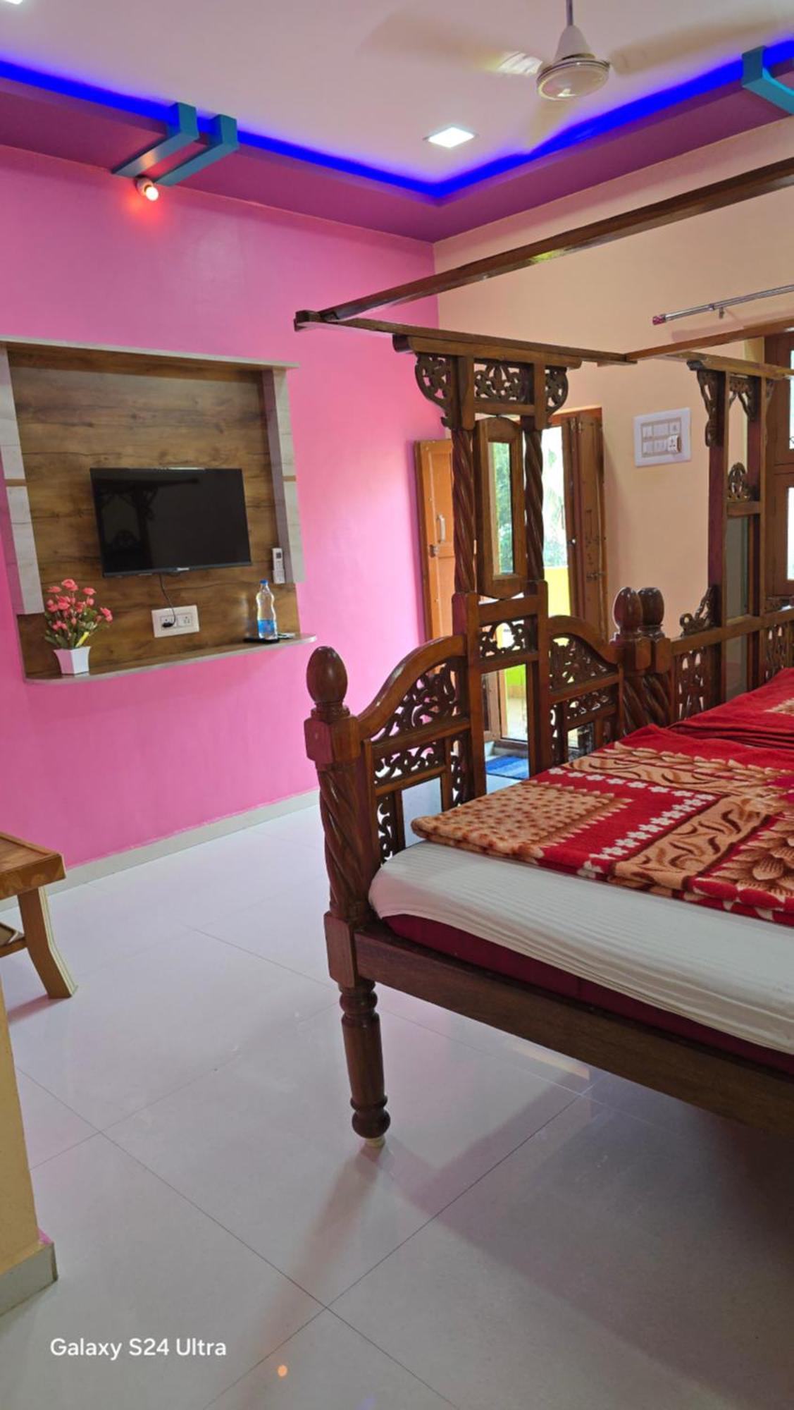 Abhi Homestay Hampi Bagian luar foto